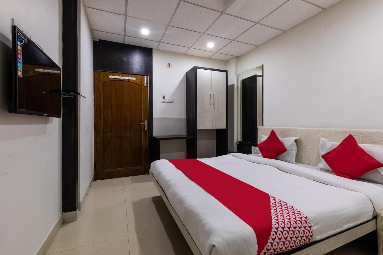 Capital O 47403 Hotel Manjeet Bhopal Bagian luar foto