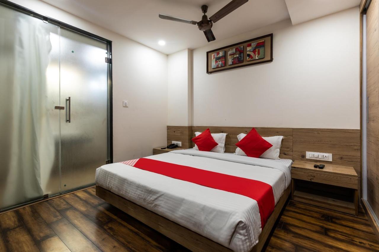 Capital O 47403 Hotel Manjeet Bhopal Bagian luar foto